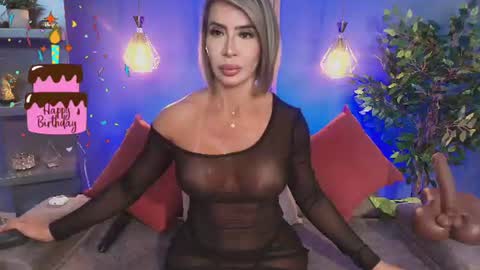 Christie online show from August 15, 1:26 pm