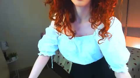 christinaconteeree online show from July 25, 9:30 pm