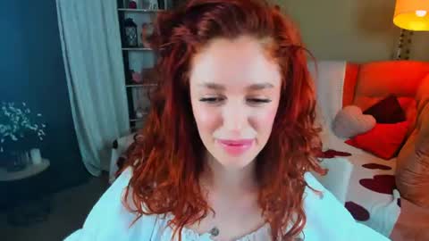 christinaconteeree online show from August 10, 10:55 pm