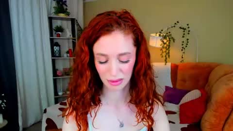 christinaconteeree online show from August 12, 2:58 am