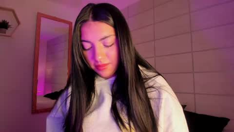 Christine  online show from August 4, 12:24 pm
