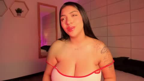Christine  online show from August 15, 1:15 pm