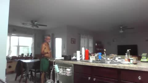 Christopher Rain online show from August 2, 1:18 pm