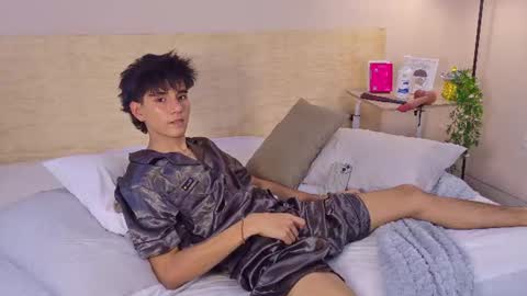 Chris online show from September 7, 10:16 pm