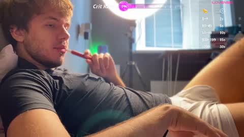 Christopher online show from August 12, 8:38 am