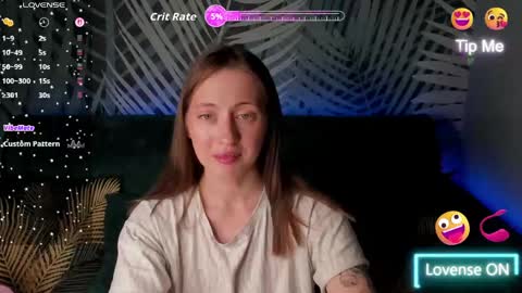 ChristyCrayme online show from May 7, 2:13 am