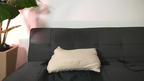 chrizmacgregor online show from July 31, 3:35 am