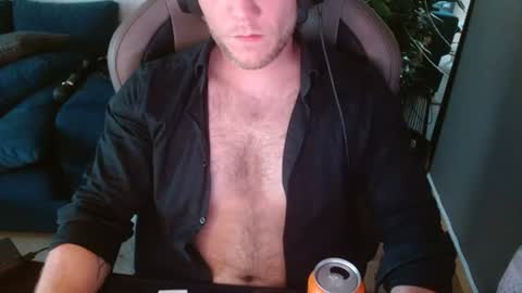 chrjoh22 online show from July 18, 7:53 am