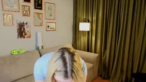 Eva online show from July 5, 10:57 pm