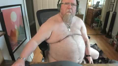 Chubby online show from August 14, 8:45 pm