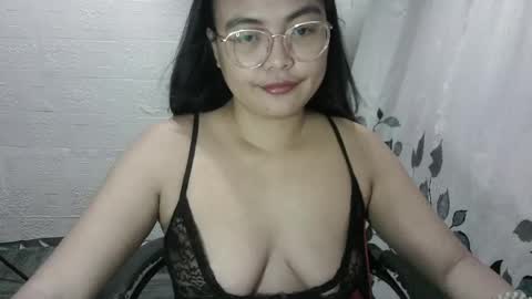 chubbycheeks27 online show from June 12, 5:42 pm