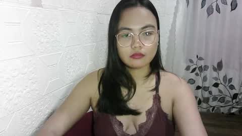 chubbycheeks27 online show from August 14, 6:44 pm