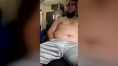 ChubbyHubby420 online show from July 6, 12:41 pm