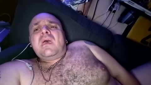 chubbyman43 online show from June 5, 2:49 am