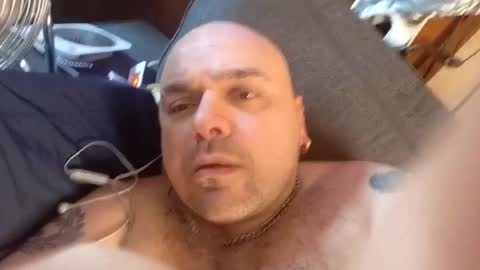 chubbyman43 online show from June 16, 7:40 am