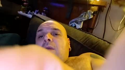 chubbyman43 online show from June 21, 9:15 pm