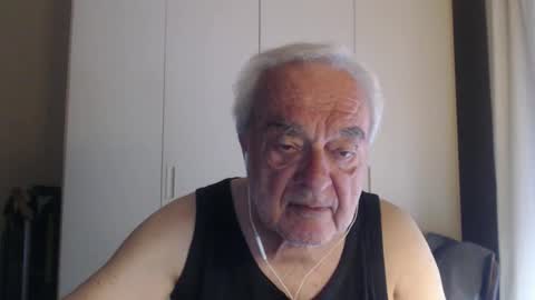 ciaoamoremio3 online show from June 2, 12:19 pm