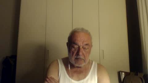 ciaoamoremio3 online show from August 17, 11:43 pm