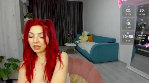 Cristina online show from April 5, 6:02 pm