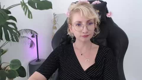 Cinderella online show from July 29, 2:46 pm