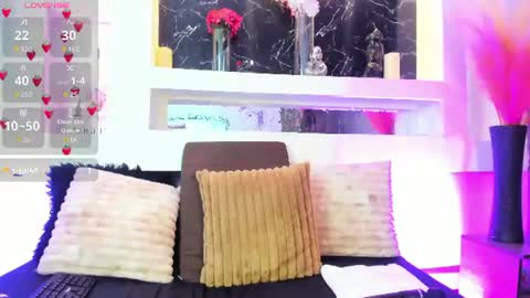 Cinthya  online show from June 26, 1:36 pm