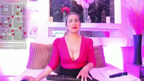 Cinthya  online show from July 1, 2:29 pm