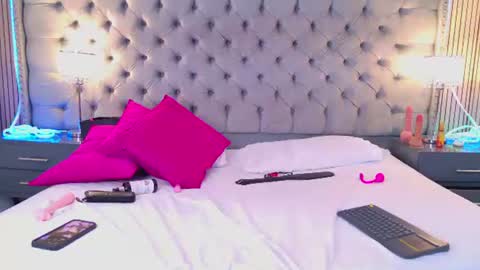 Pretty Cintia  online show from August 9, 2:56 am