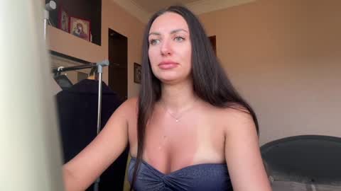 Alina online show from August 12, 3:36 pm