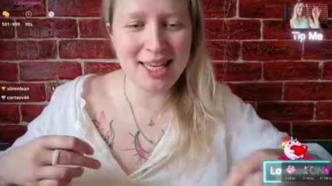 citrusblissss online show from July 28, 6:41 am