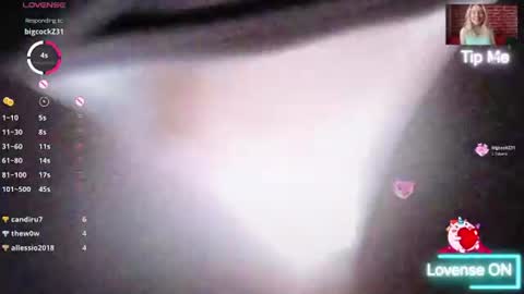 citrusblissss online show from August 11, 7:54 am