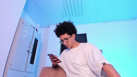 cj_davis1 online show from July 13, 2:35 pm