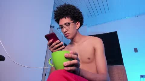 cj_davis1 online show from July 21, 11:23 am