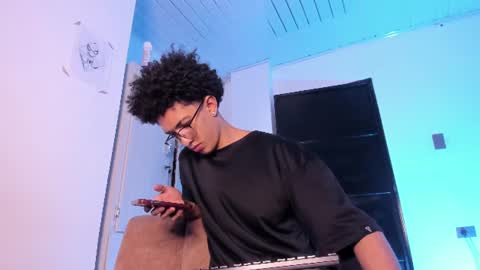 cj_davis1 online show from August 7, 5:40 am