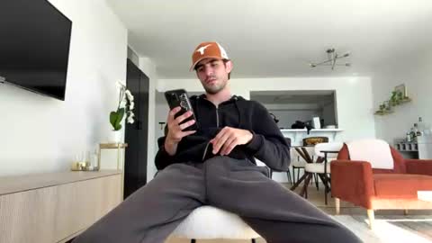 ckeefer96 online show from June 19, 10:10 pm