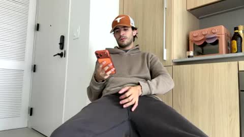 ckeefer96 online show from July 1, 4:08 pm