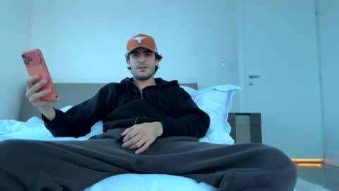 ckeefer96 online show from August 3, 11:56 pm