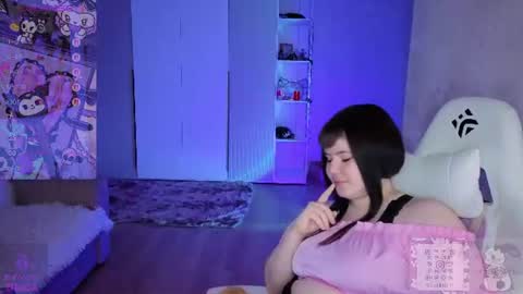 Claire online show from July 10, 4:13 pm