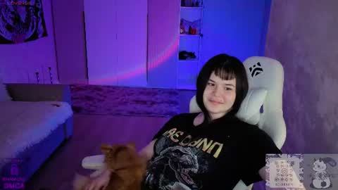 Claire online show from July 16, 3:13 pm