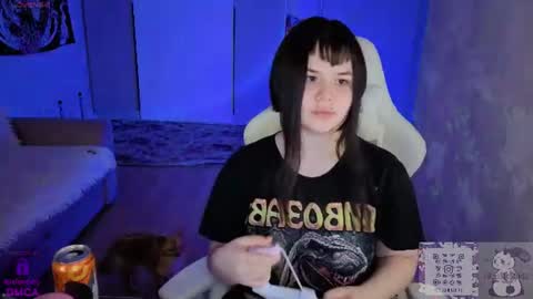 Claire online show from July 16, 4:19 pm