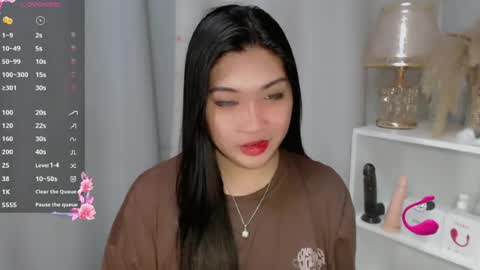 CLAIRE online show from August 11, 4:25 am