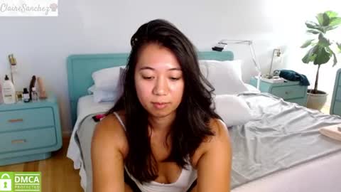 Claire Sanchez online show from June 11, 6:14 pm
