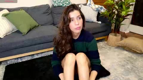 clairevarhol online show from July 19, 12:01 am