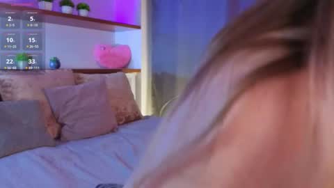 Im Amy online show from August 13, 10:02 pm