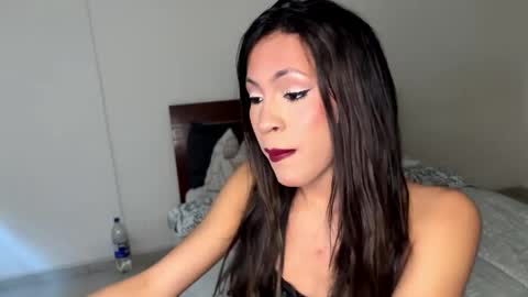 Clara  online show from April 14, 7:32 pm