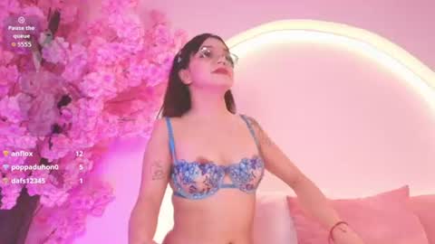 C L A R A online show from August 9, 5:52 am