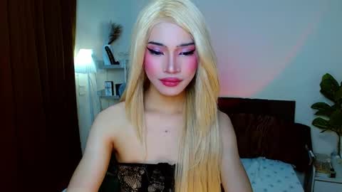 Clara online show from September 2, 5:15 pm