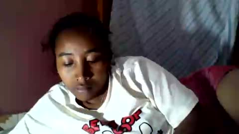 Clarah0123 online show from July 11, 8:31 am