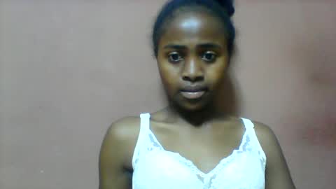 clarah860691 online show from August 14, 3:54 am