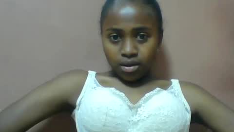 clarah860691 online show from August 14, 7:12 am