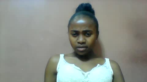 clarah860691 online show from August 14, 11:58 am